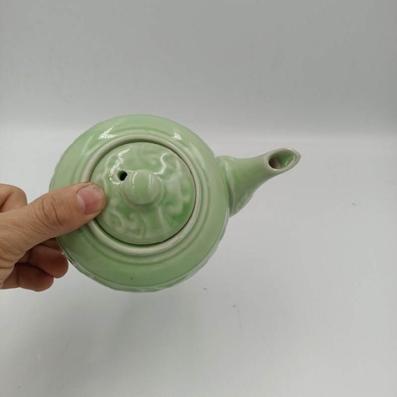 ấm trà bát tràng hàng đẹp màu xanh Ngọc vân hoa nổi