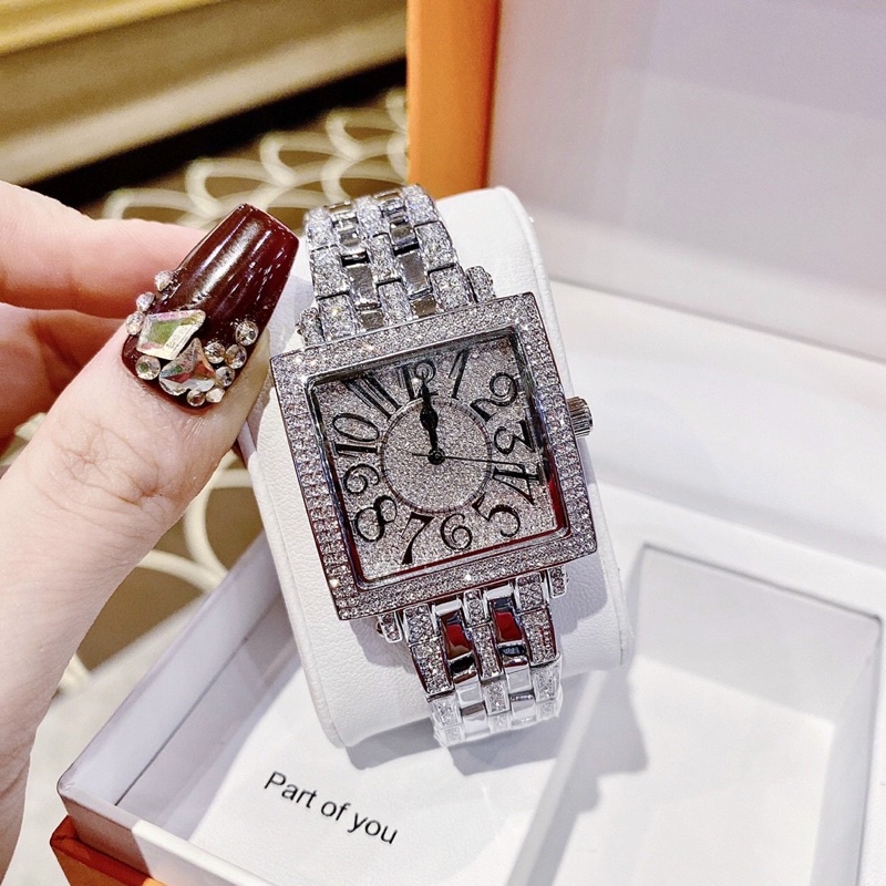 Cực hiếm đồng hồ đeo tay nữ chính hãng davena fom vuông cực đẹp LUTOS