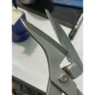 Kéo cắt tôn Mitsubishi Nhật.
