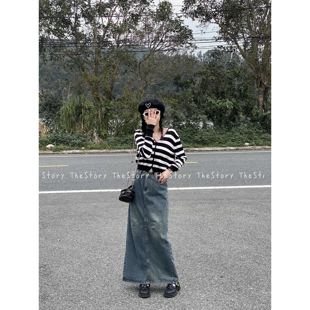 Chân váy jean dáng dài có 2 đường chéo ở giữa  CV367