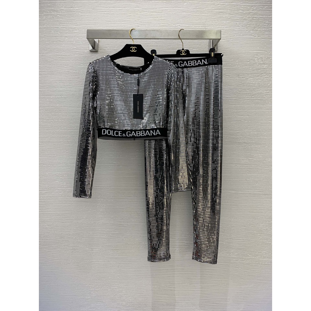 Set quần áo thun dài tay Dolce & Gabbana DG đính sequin cá tính