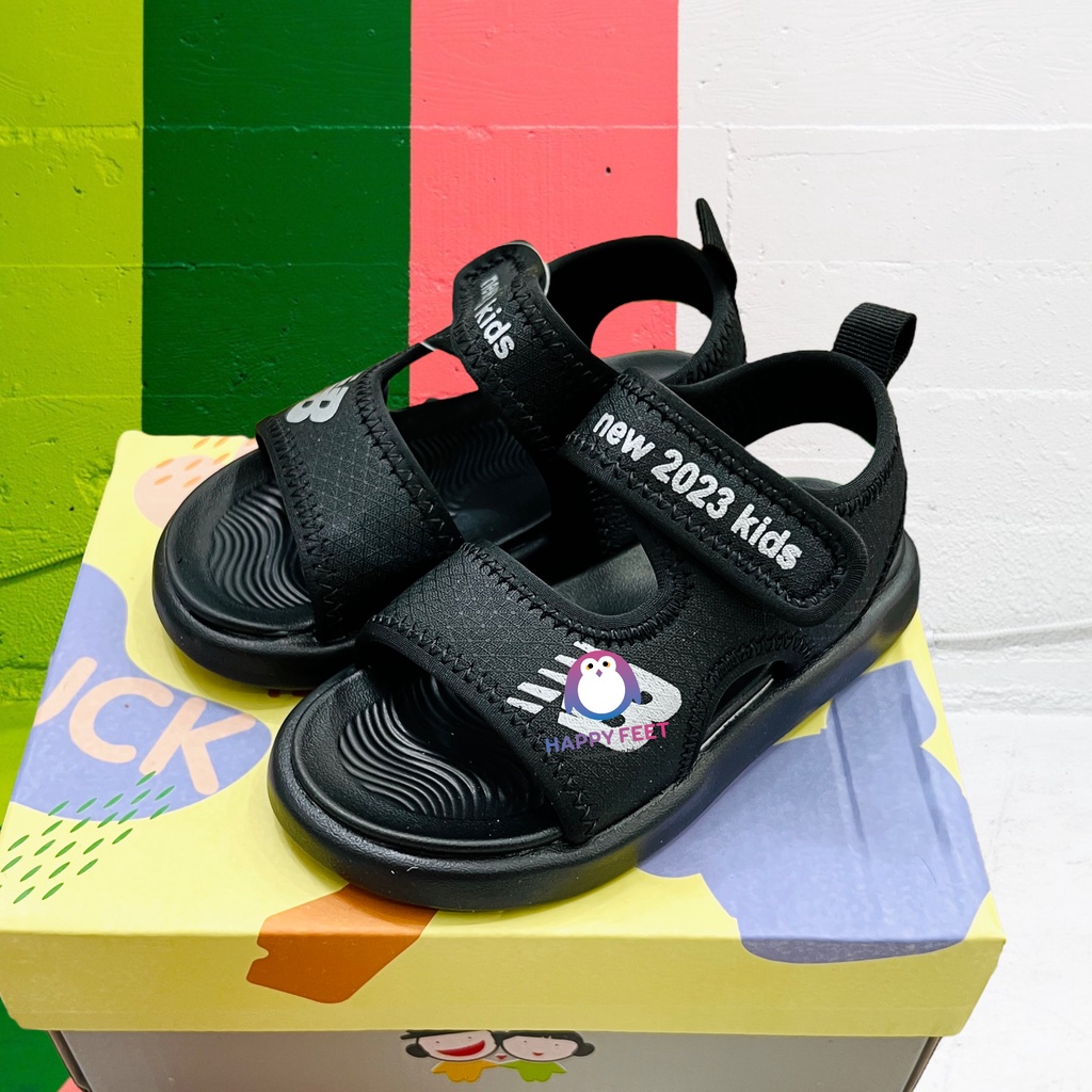 Dép quai hậu bé trai, xăng đan quai dán trẻ em cho bé 2-4 tuổi- Happy Feet No8103