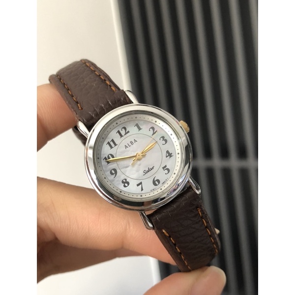 ĐỒNG HỒ NỮ ALBA PIN NĂNG LƯỢNG NHẬT