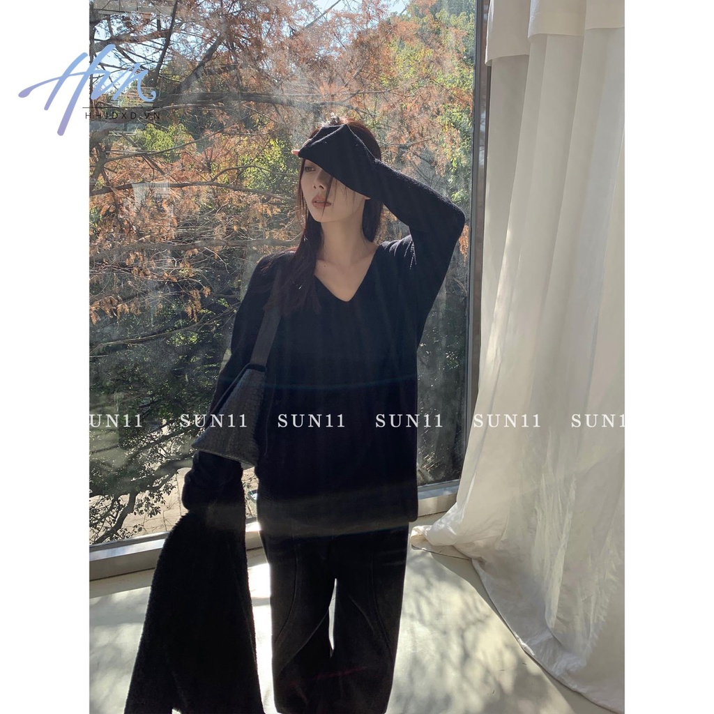 Áo Dệt Kim Tay Dài Cổ Chữ V Màu Trắng Trong Suốt Dáng Rộng Thời Trang Mùa Xuân 2023 Cho Nữ