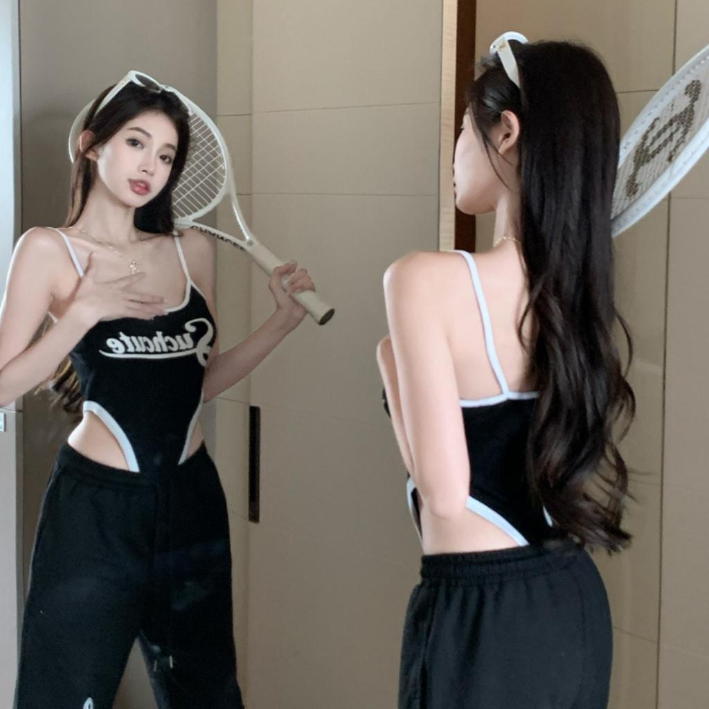 Áo bodysuit hai dây hoạ tiết chữ GenY, Áo liền thân khoét eo ôm body siêu tôn eo chất thun mềm mịn, co giãn tốt -BDS- | BigBuy360 - bigbuy360.vn