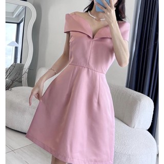 MEET - ĐẦM TAFTA TRỄ VAI