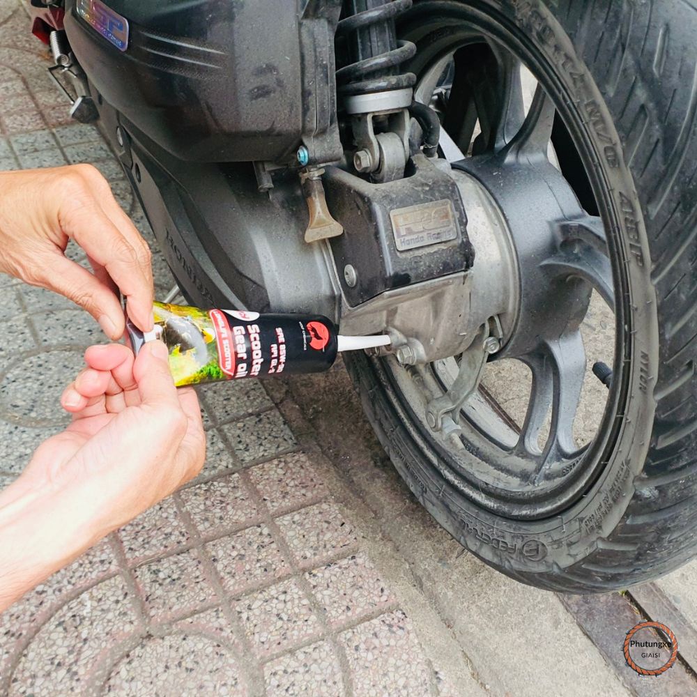 Nhớt SUPERSYN , Sói Đỏ / Sói Xanh / nhớt hợp số WOLF CHEMICALS , nhớt nhập khẩu Mỹ ,