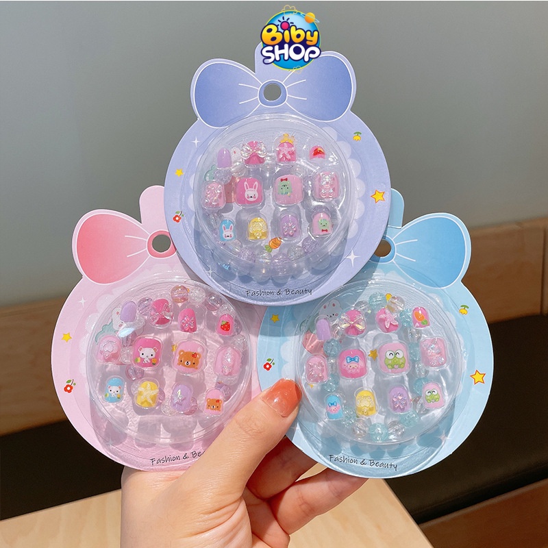 Nailbox móng úp mini cho bé, móng tay giả ngắn nhiều mẫu kèm vòng tay