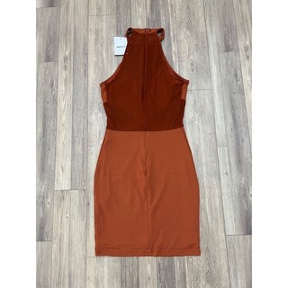 Đàm body f21 2mau vnxk xịn phối lướt sang chảnh sexy tôn dáng đi tiệc đi chơi rất đẹp