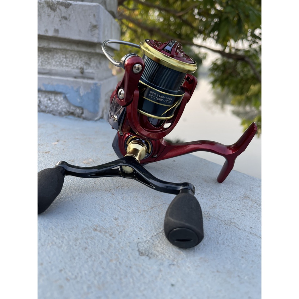 Máy câu lure kim loại cối nông chính hãng TAKUMI S 2500 Tay quay đôi và tay quay đơn