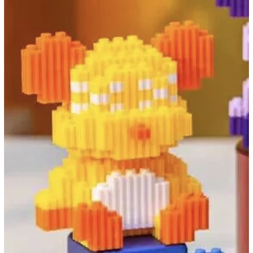 Lego bearbrick mini ngồi vàng