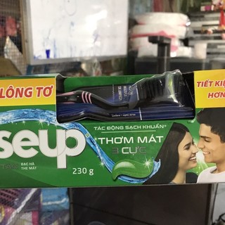 Kem  Đánh Răng Closeup Bạc Hà 230g(có tặng)