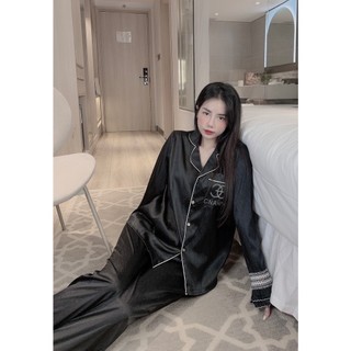 Đồ bộ mặc nhà tiểu thư chất liệu lụa gấm xước
