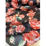 Vải tơ óng đen hoa hồng cam