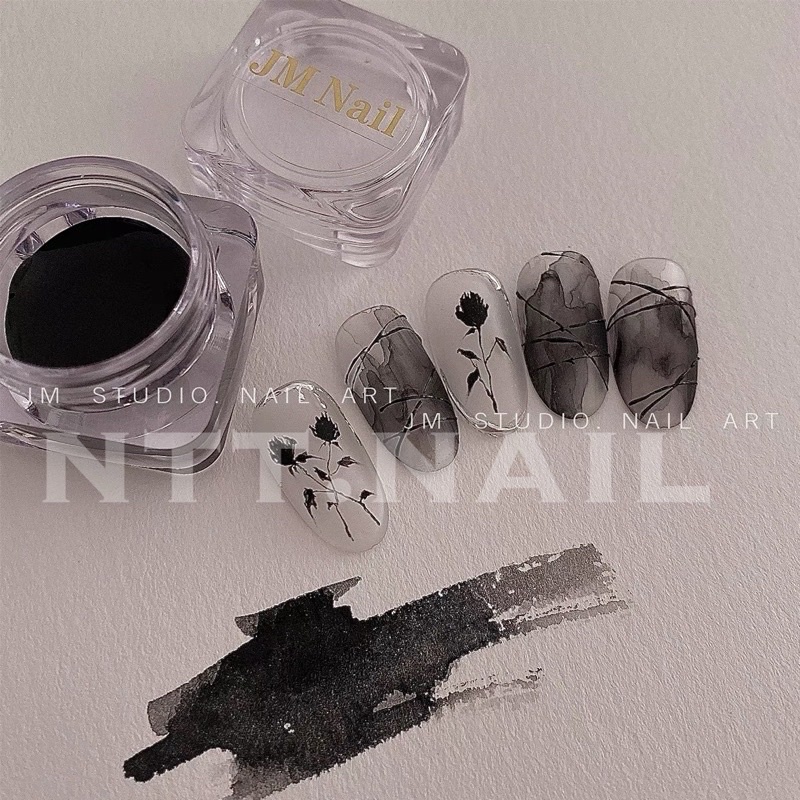 Màu nước nén trắng - đen làm loang vân đá siêu đỉnh