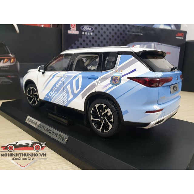 Xe mô hình Mitsubishi Outlander 2023, tỉ lệ 1:18