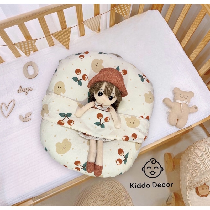 GỐI CHỐNG TRÀO NGƯỢC CAO CẤP KIDDO DECOR (gấu*cherry đỏ)