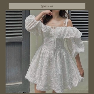 Đầm 2 Dây Trễ Vai Lông Vũ Trắng