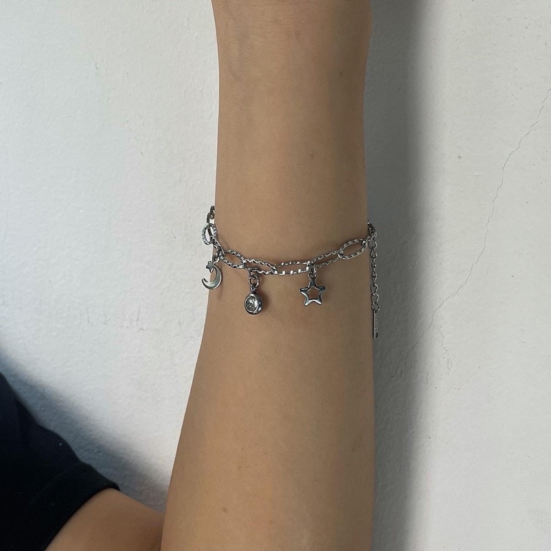 Vòng tay titan / Thơ Ngây - Madde/2737