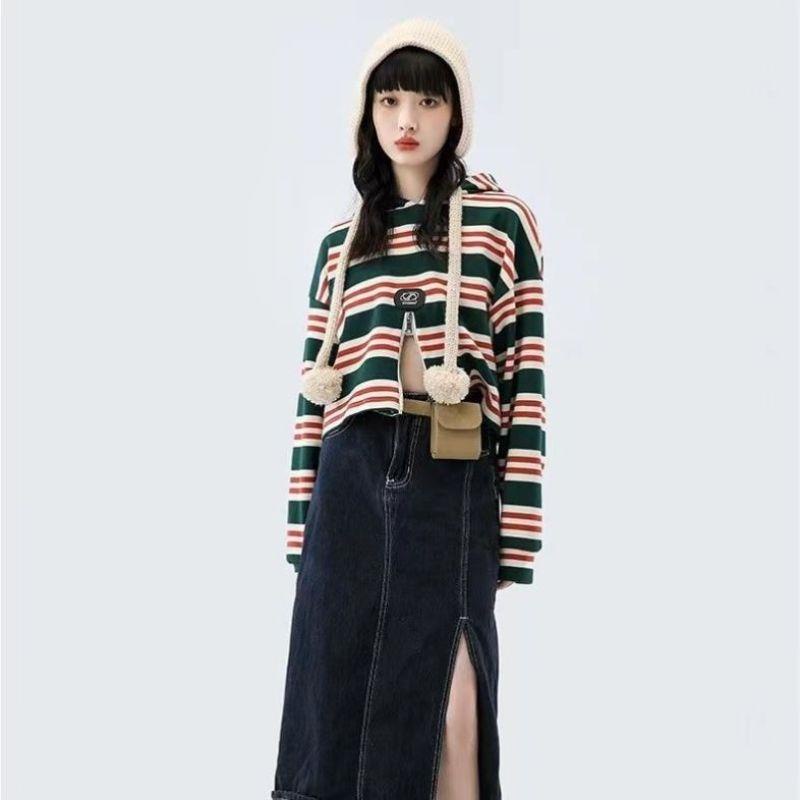 Áo Hoodie Họa Tiết Kẻ Sọc Phối Khóa Kéo Phong Cách Retro