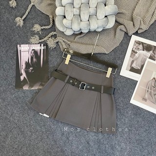 Chân váy xếp li kèm đai