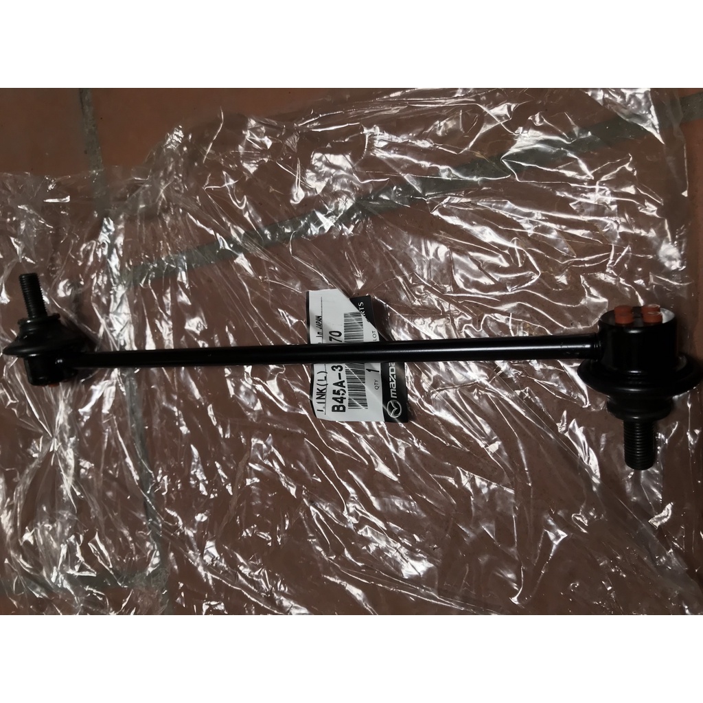 Rô tuyn  cân bằng trước Mazda 3 2015-2019 .