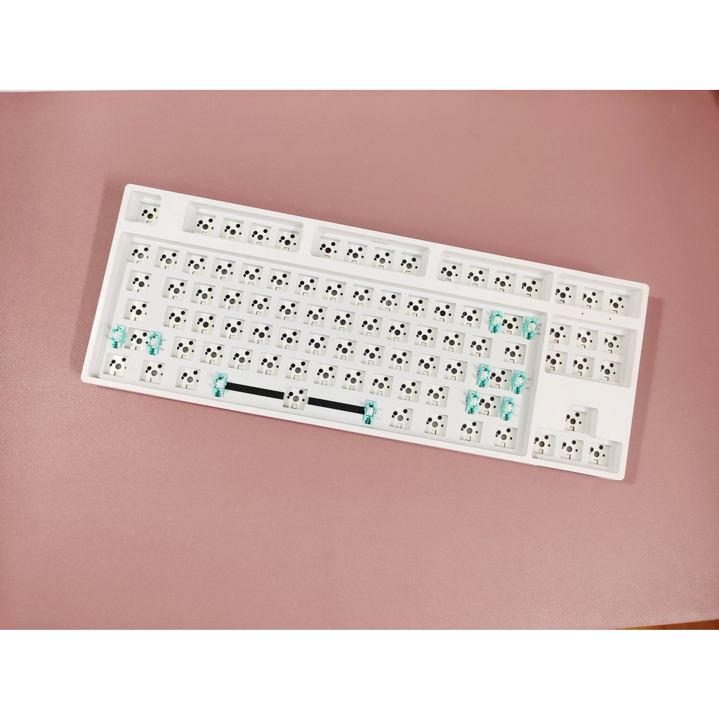 Kit GK87 bàn phím cơ không dây 3 mode RGB hot swap mạch xuôi