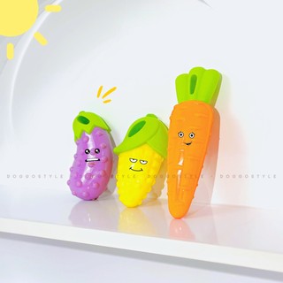 Đồ Chơi Gặm Trái Cây Cho Chó Có Âm Thanh Chút Chít FoFos Chất Liệu TPR Cao Cấp Có Ngăn Đựng Treats Giúp Sạch Răng