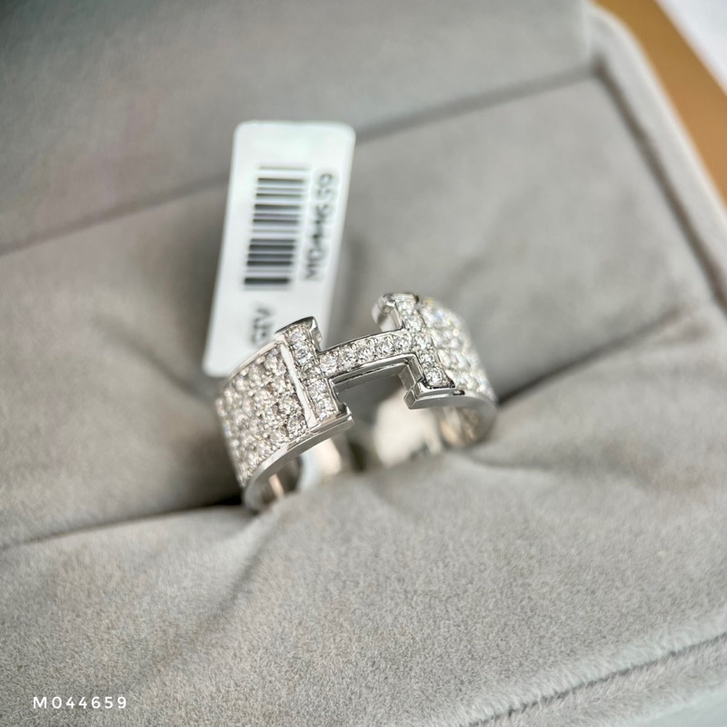 Nhẫn nam chữ H chế tác vàng trắng kim cương moissanite đủ size