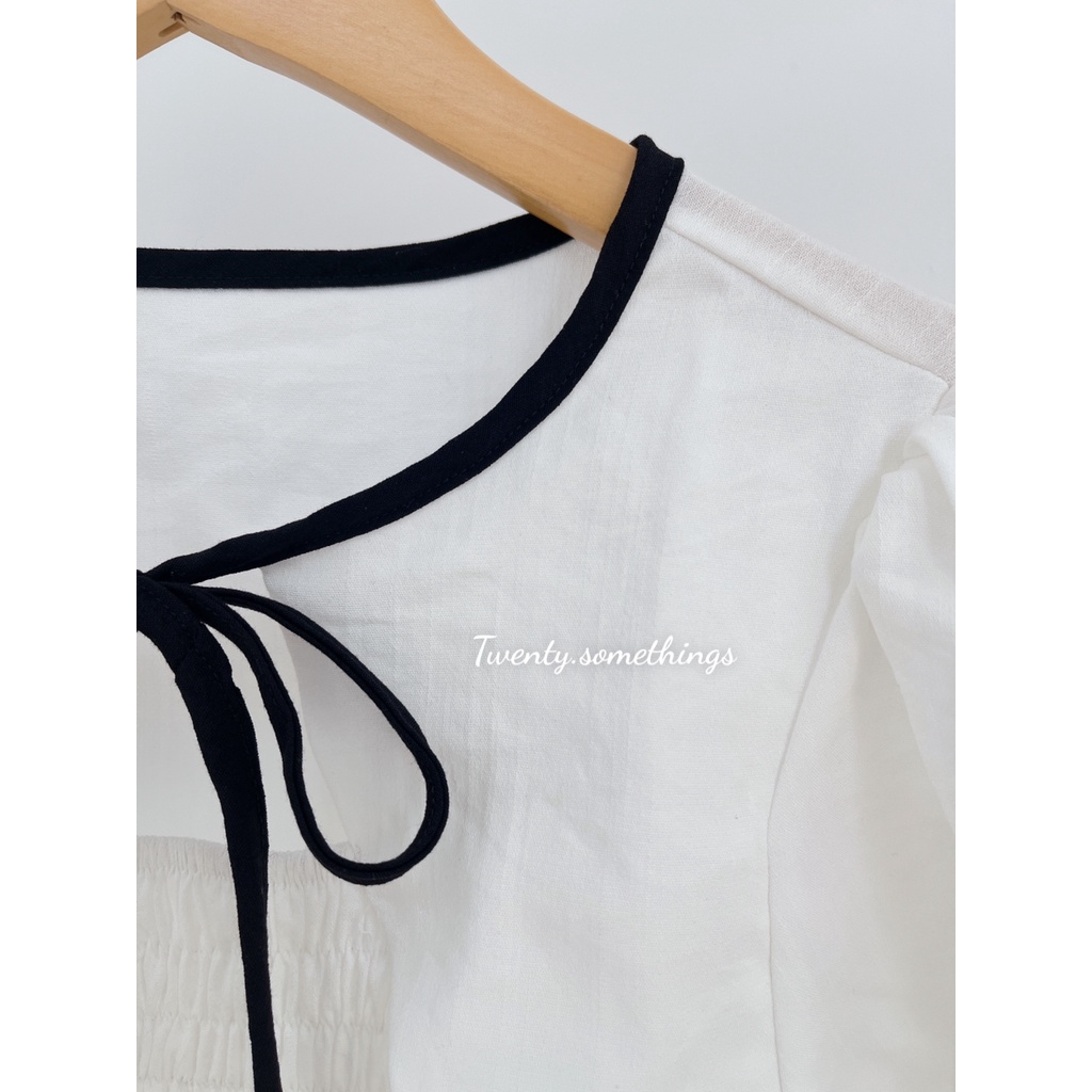 Áo Trắng Tay Bo Chun Kiểu Khoác Giả Tay Phồng