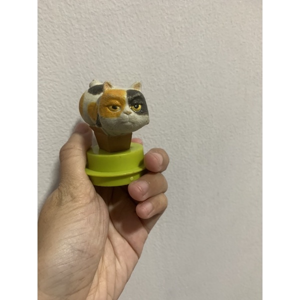 Mô hình topper Mèo cau có