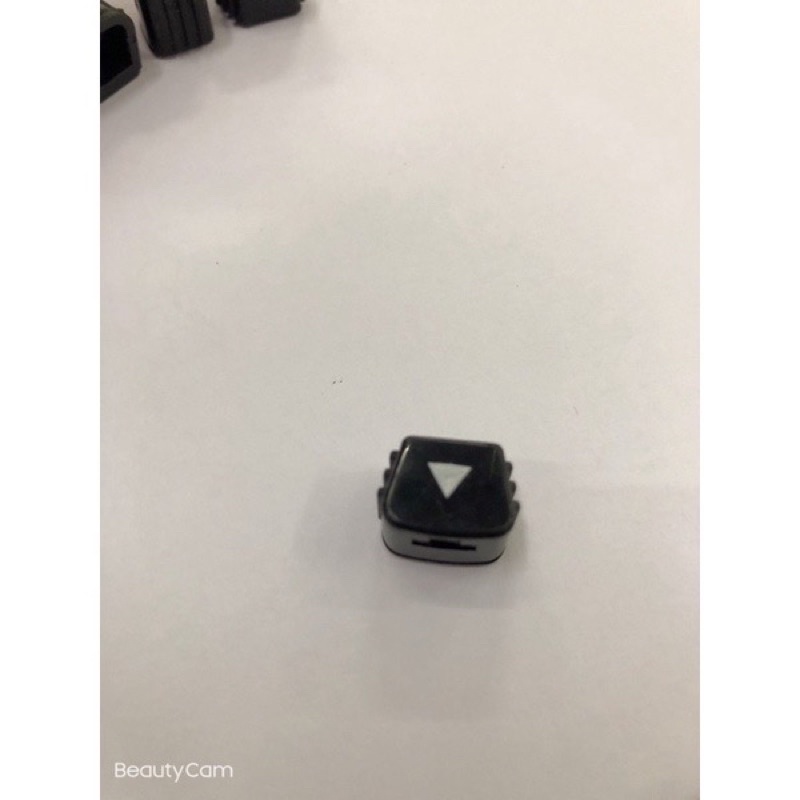 Nút Xi nhan Vario, Scoopy, Click đời 2018 đến 2023