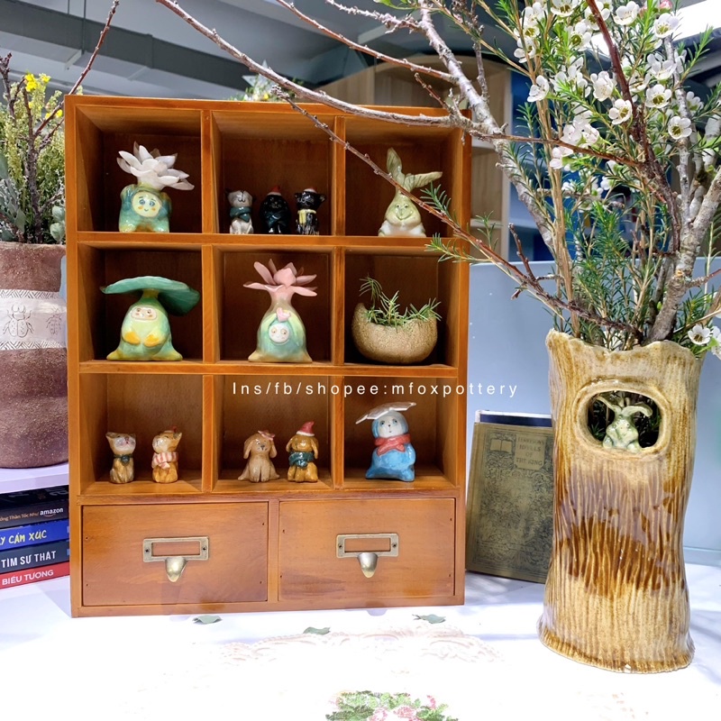 Kệ tủ gỗ vintage, đựng đồ gốm, đồ lưu niệm, mỹ phẩm, nước hoa, decor
