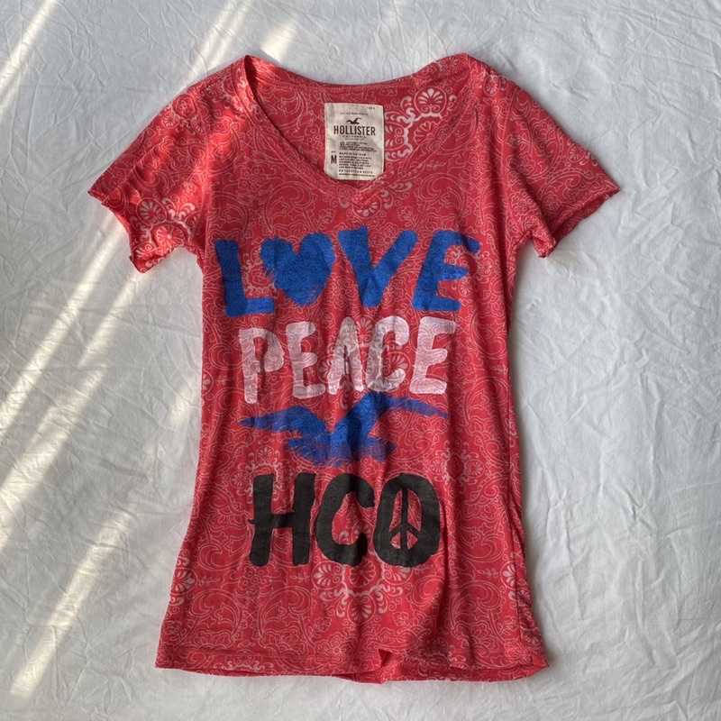HOLLISTER red sheer graphic hippie peace paisley bodycon top - áo thun ôm babytee lửng viva magenta in chữ đỏ