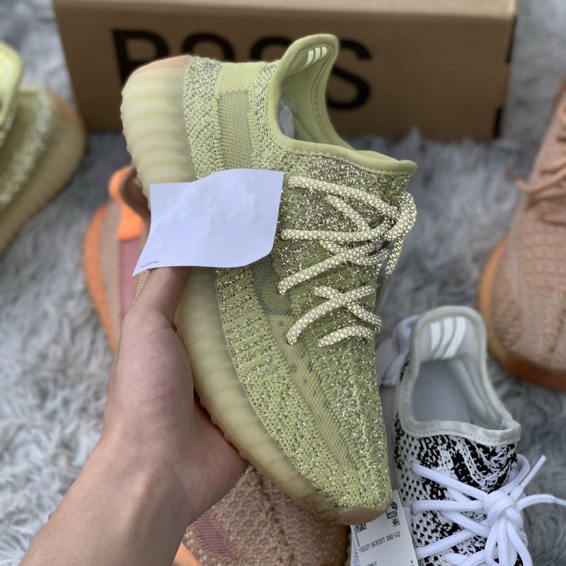 Giày mẫu mới  nhất chuẩn đẹp.