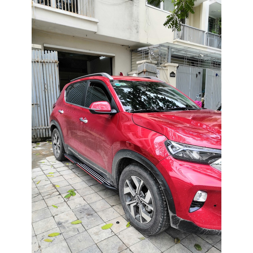 Bậc lên xuống, bệ bước chân ô tô KIA SONET 2021-2022. Mẫu nhôm đúc BW