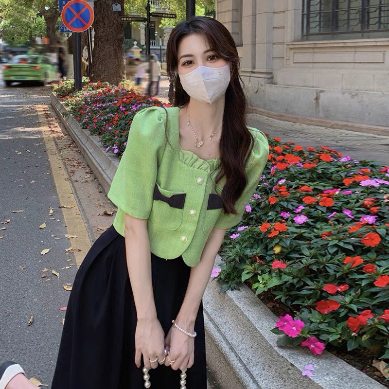 Áo SơMi Nữ Thiết Kết Croptop phối 2 túi xinh Chất Liệu Vải Dạ Mùa Hè Thoáng Mát B990