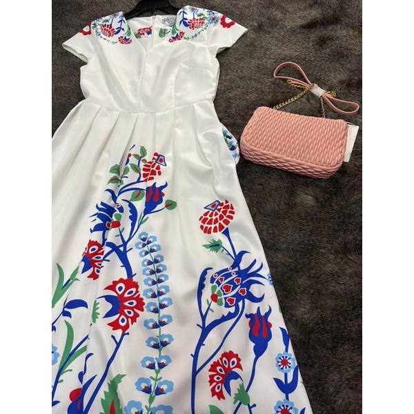 Đầm maxi Kay in hoa siêu đẹp