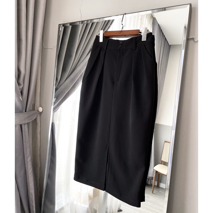 CHÂN VÁY XẺ TRƯỚC