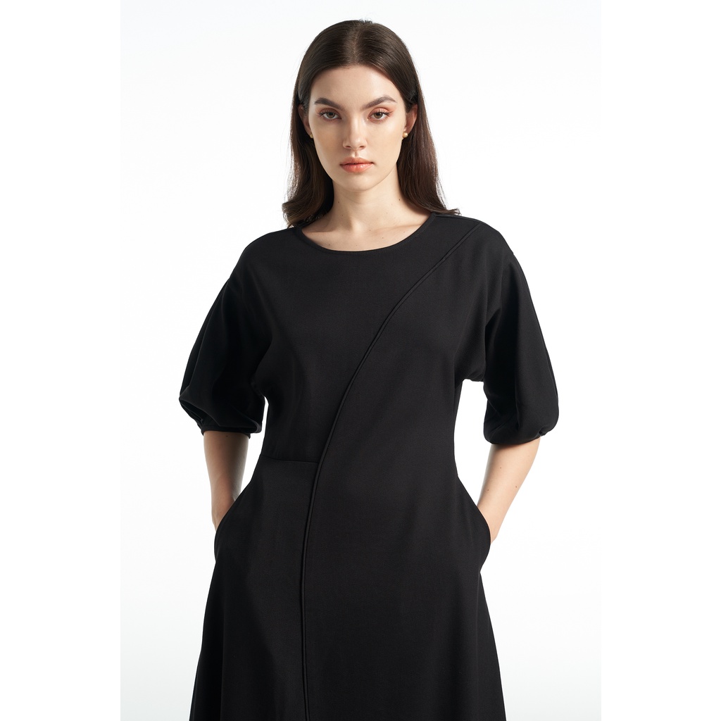 Đầm chiết eo KHÂU BY CQ màu đen Esmée