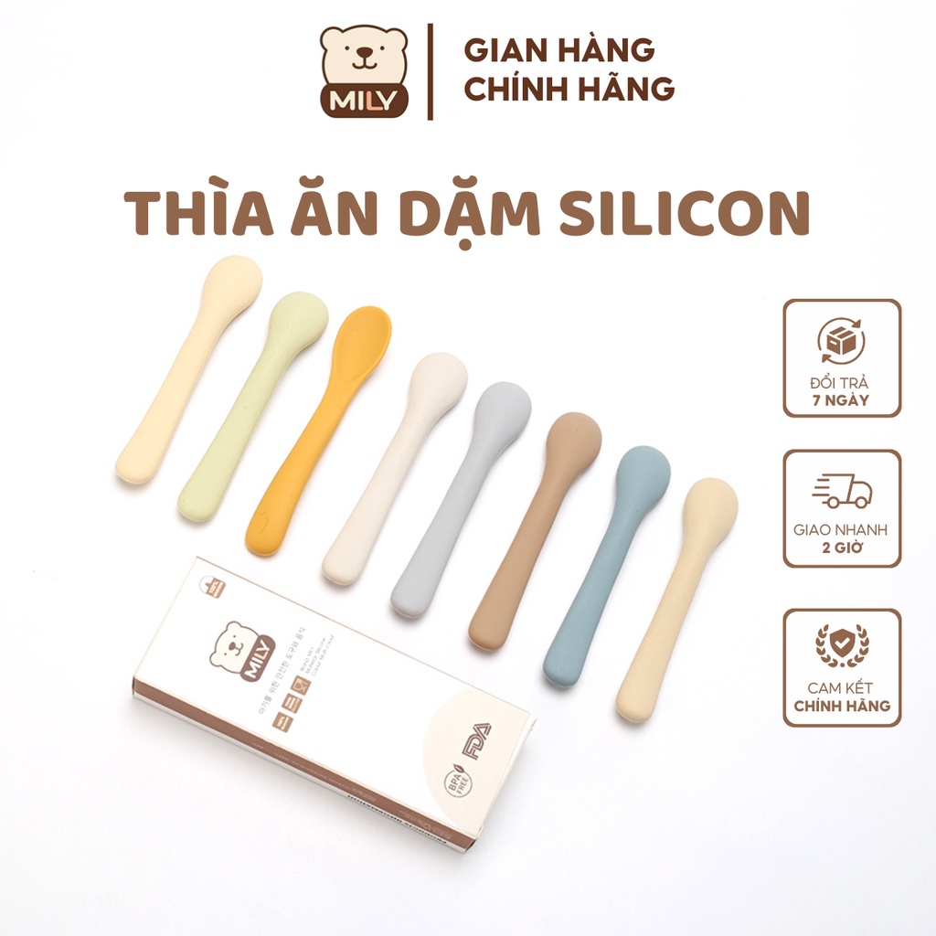 Thìa silicone ăn dặm chính hãng Mily cho bé 5 tháng tuổi.