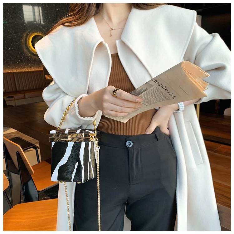 Mischa Túi Đeo Chéo Vai Bằng Da PU Họa Tiết Da Báo Thời Trang Dễ Phối Đồ