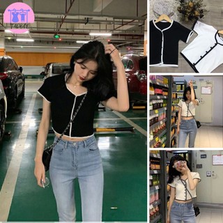Áo croptop nữ tay ngắn tadbay phối viền có cúc thật-acrt03m
