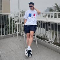 Áo phông nam MLB logo xanh đỏ cao su