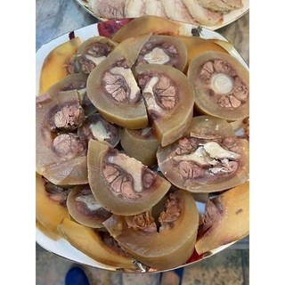 Đuôi bò có da cắt khúc 1 khay 500gr (giao hoả tốc HCM)