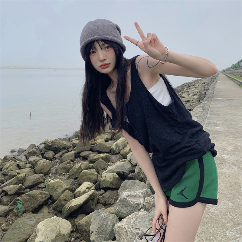 Áo thun Tanktop nữ 3 lỗ Form rộng màu đen