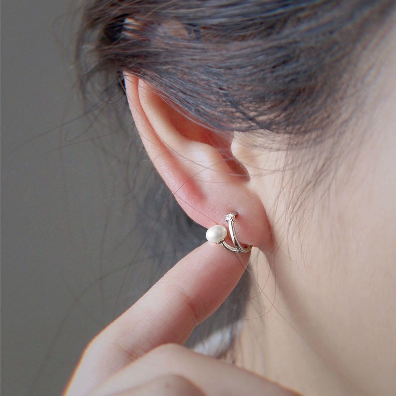 Bông Tai Bạc JUNIE, Kiểu Dáng Ôm Tai Đính Hạt Trai E-JANE