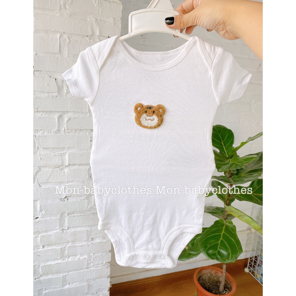 Bộ body cộc tay trắng thêu hình dễ thương cho bé
