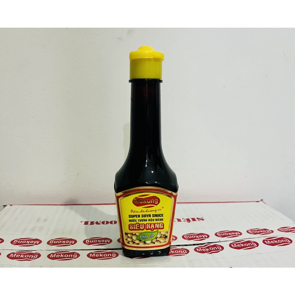 Lốc Nước tương Mekong siêu hạng nhí chai