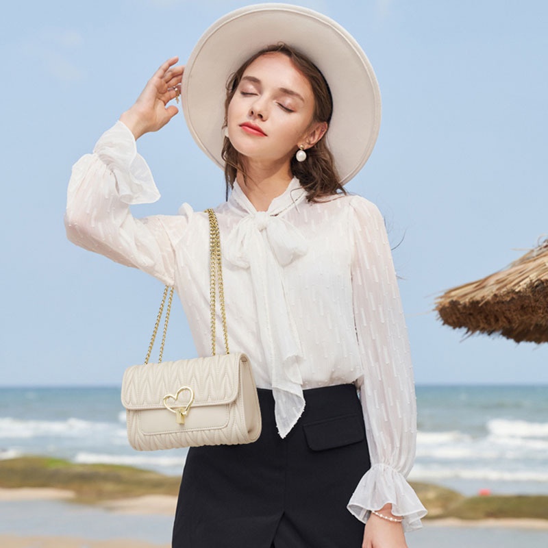 Túi xách nữ khóa tim trần chỉ xéo cực đẹp mẫu mới hot trend Capucha T274